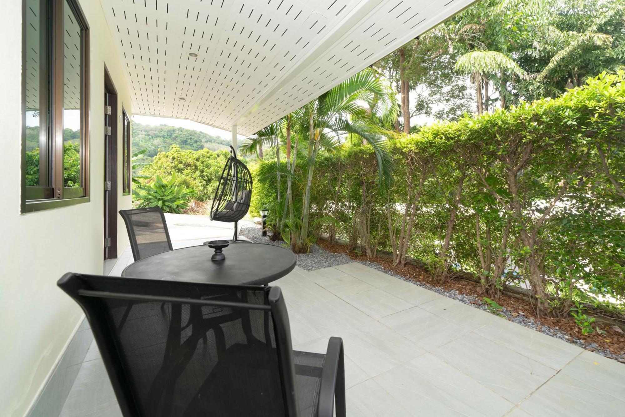 Oxavia Garden Oasis In Nai Harn - Your Private Tropical Garden With 3 Cabins And Jacuzzi Rawai Exterior foto